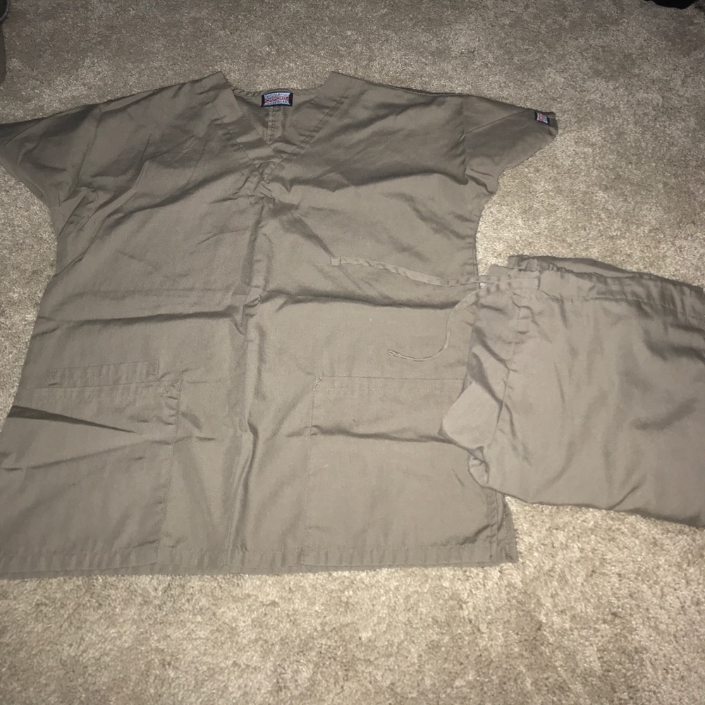 Taupe colored Cherokee scrub set